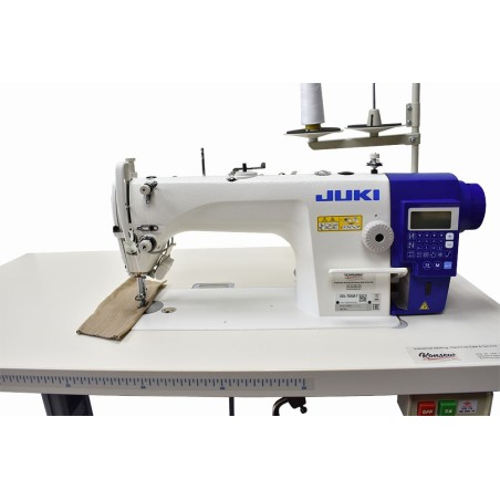 Juki DDL-7000AS Direct-drive lockstitch industrial sewing machine with auto foot lift